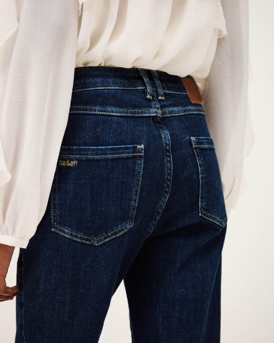 JEAN ROSS BLUEJEANS ~ BASH