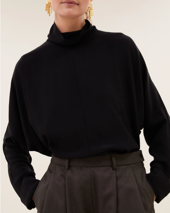 BLOUSE IEN VISCOSE JET BLACK ~ BY BAR