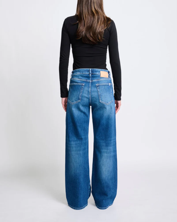 JEAN CODY BLEU 313 ~ RED LEGEND