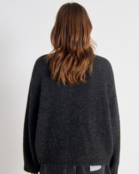 PULL EAST18T CHARCOAL ~ AMERICAN VINTAGE