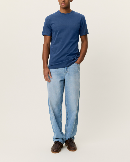 T-SHIRT NORREGAARD  DARK DENIM BLUE ~ LES DEU
