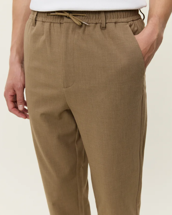 PANTALON COMO TAPERED CARIBOU ~ LES DEUX